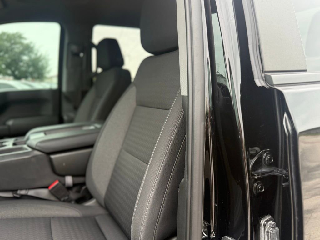 Used 2022 Chevrolet Silverado 1500 Custom AWD/4WD image 9