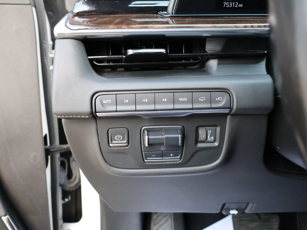 Used 2021 Cadillac Escalade Premium Luxury Platinum w/ Heavy-Duty Trailer Package AWD/4WD image 38