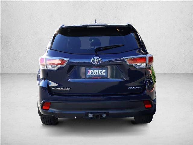 Used 2015 Toyota Highlander XLE AWD/4WD image 9