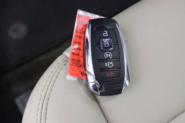 Used 2017 Lincoln MKZ Premiere image 28