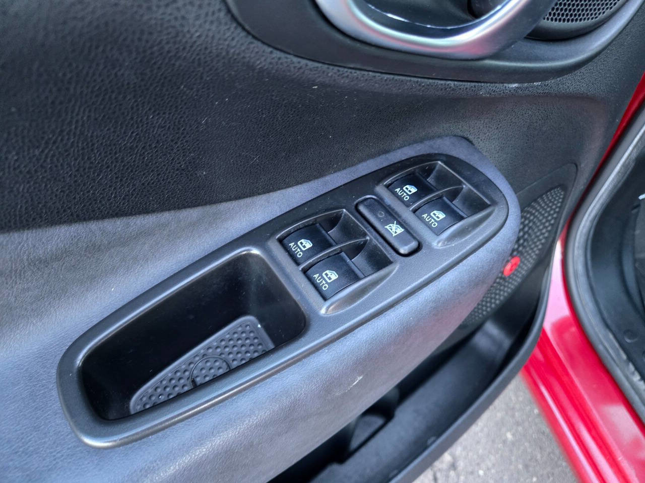 Used 2014 FIAT 500L Lounge image 13