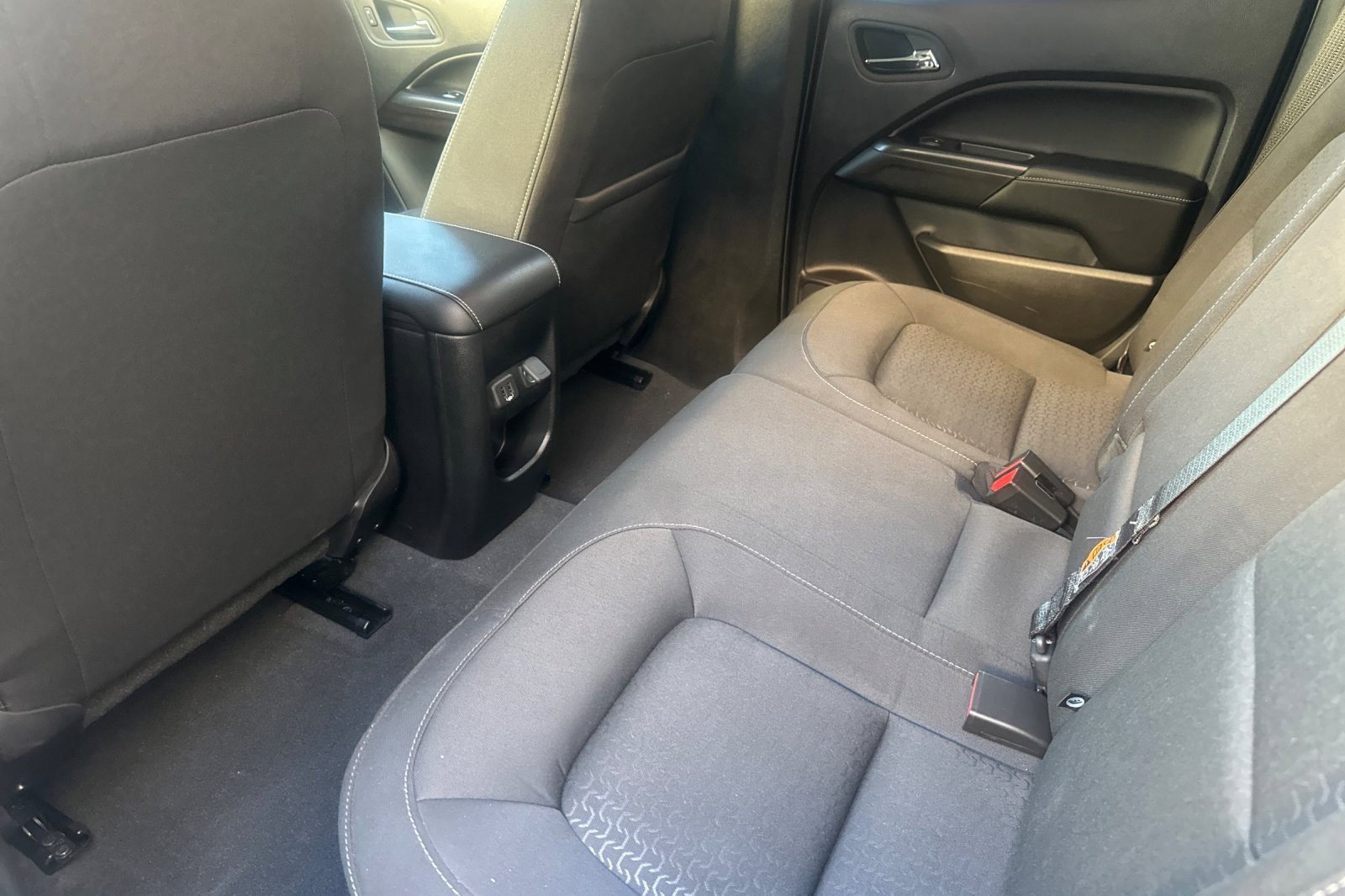 Used 2022 GMC Canyon Elevation w/ Trailering Package image 14