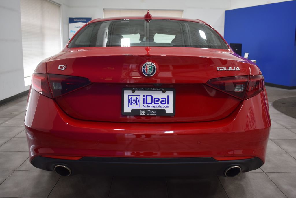 Used 2019 Alfa Romeo Giulia AWD w/ Cold Weather Package image 3