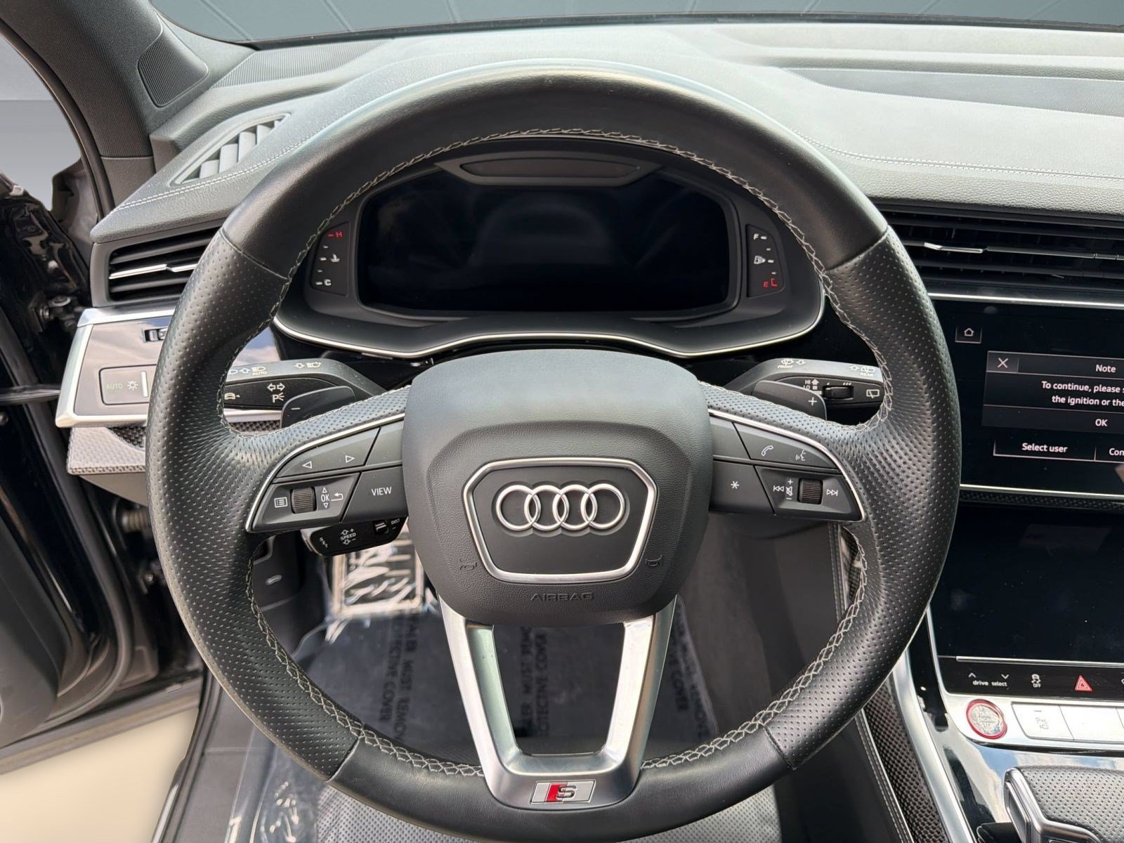 Used 2023 Audi SQ7 Premium Plus w/ Executive Package AWD/4WD image 11
