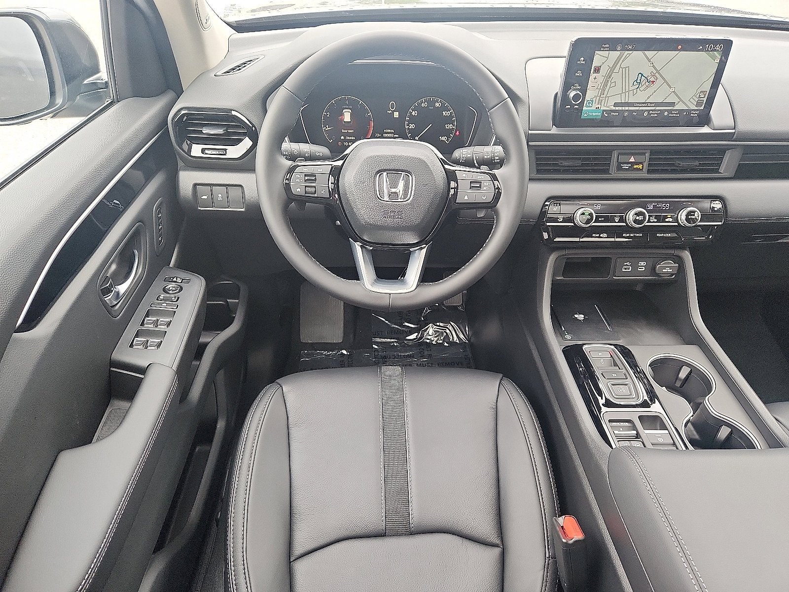 New 2025 Honda Pilot Touring image 7