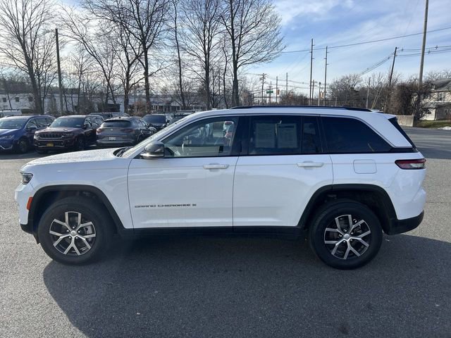Certified 2023 Jeep Grand Cherokee Limited AWD/4WD image 5