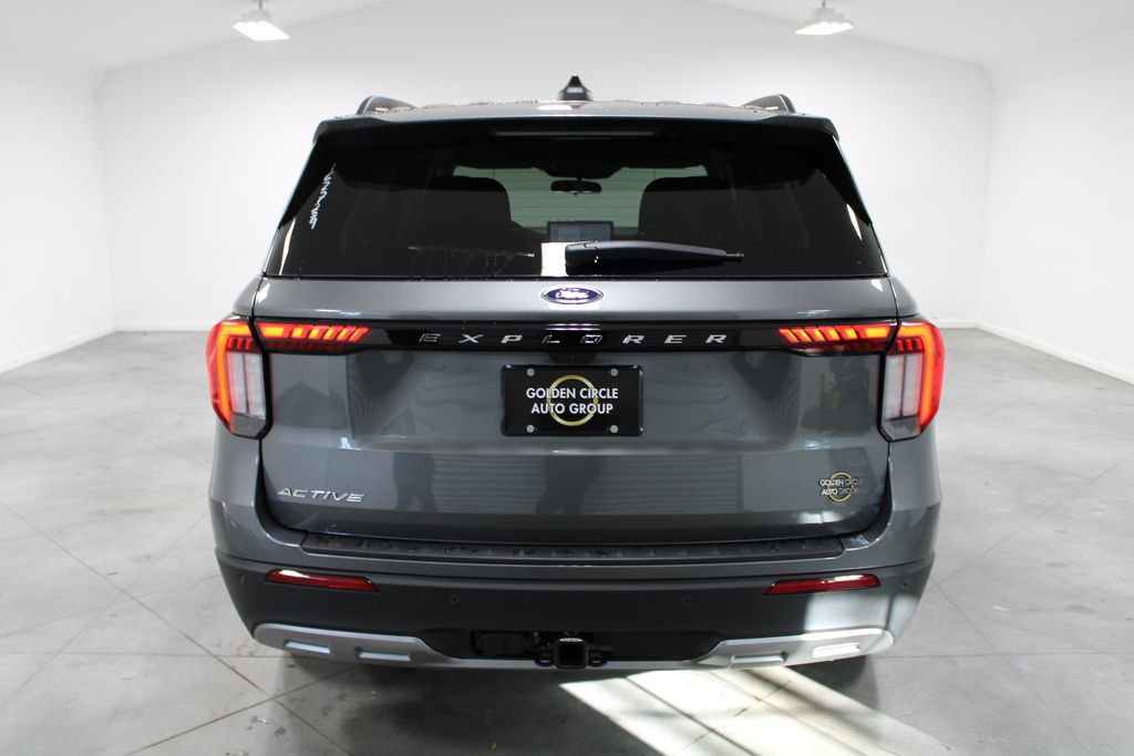 New 2026 Ford Explorer Active w/ Active Comfort Package image 7