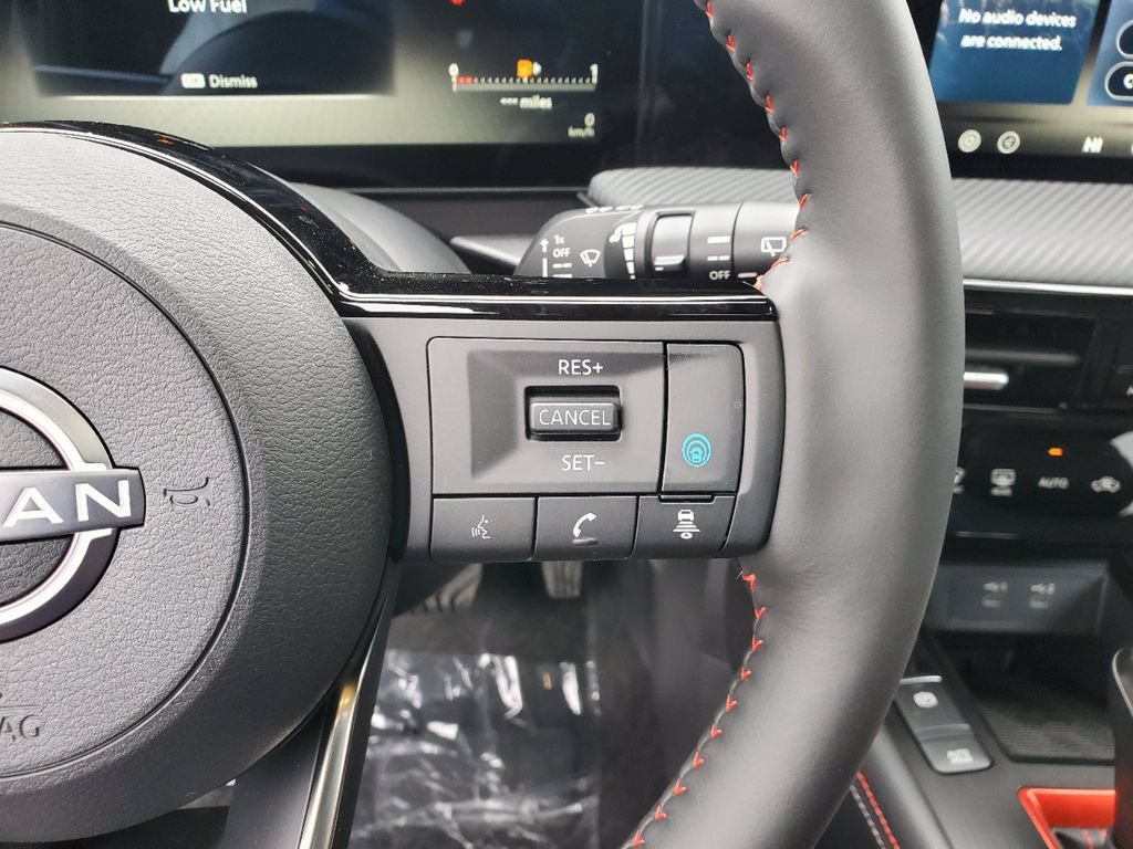 New 2026 Nissan Kicks SR w/ SR Premium Package FWD image 23