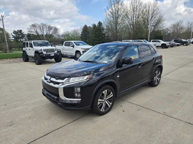 Used 2025 Mitsubishi Outlander Sport ES image 3