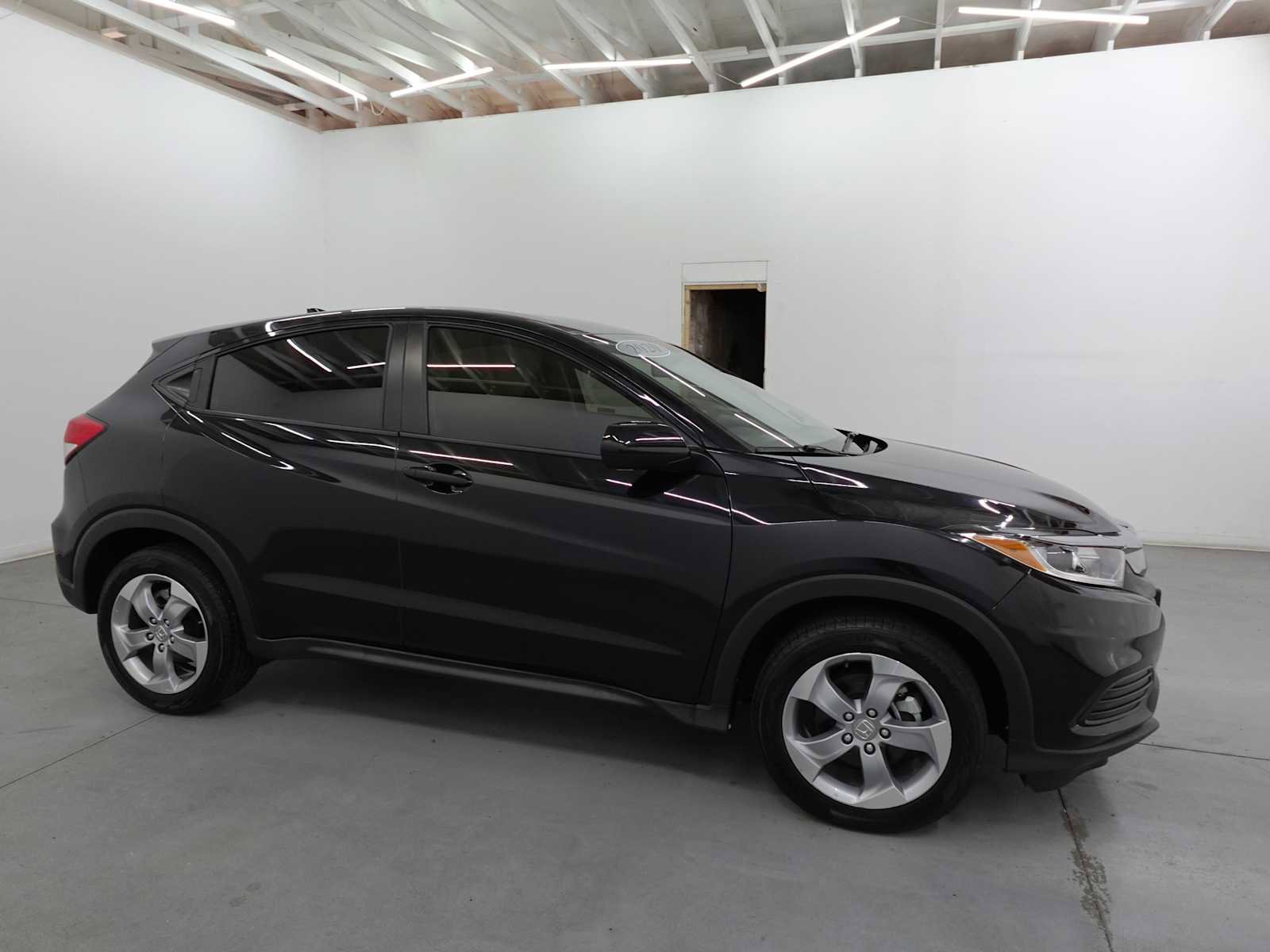Certified 2020 Honda HR-V LX image 4