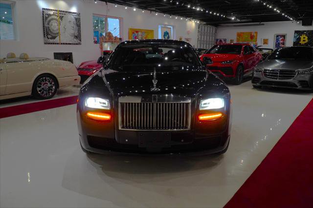 Used 2013 Rolls-Royce Ghost Extended Wheelbase RWD image 2