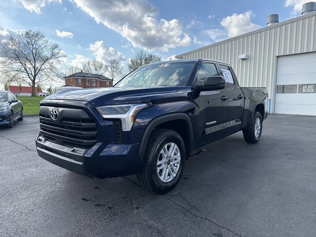 Used 2022 Toyota Tundra SR5 w/ SR5 Premium Package AWD/4WD image 3