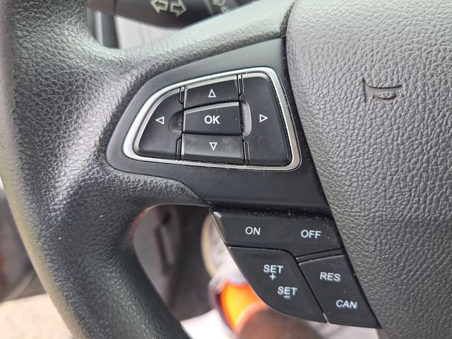 Used 2018 Ford Focus SE FWD image 22