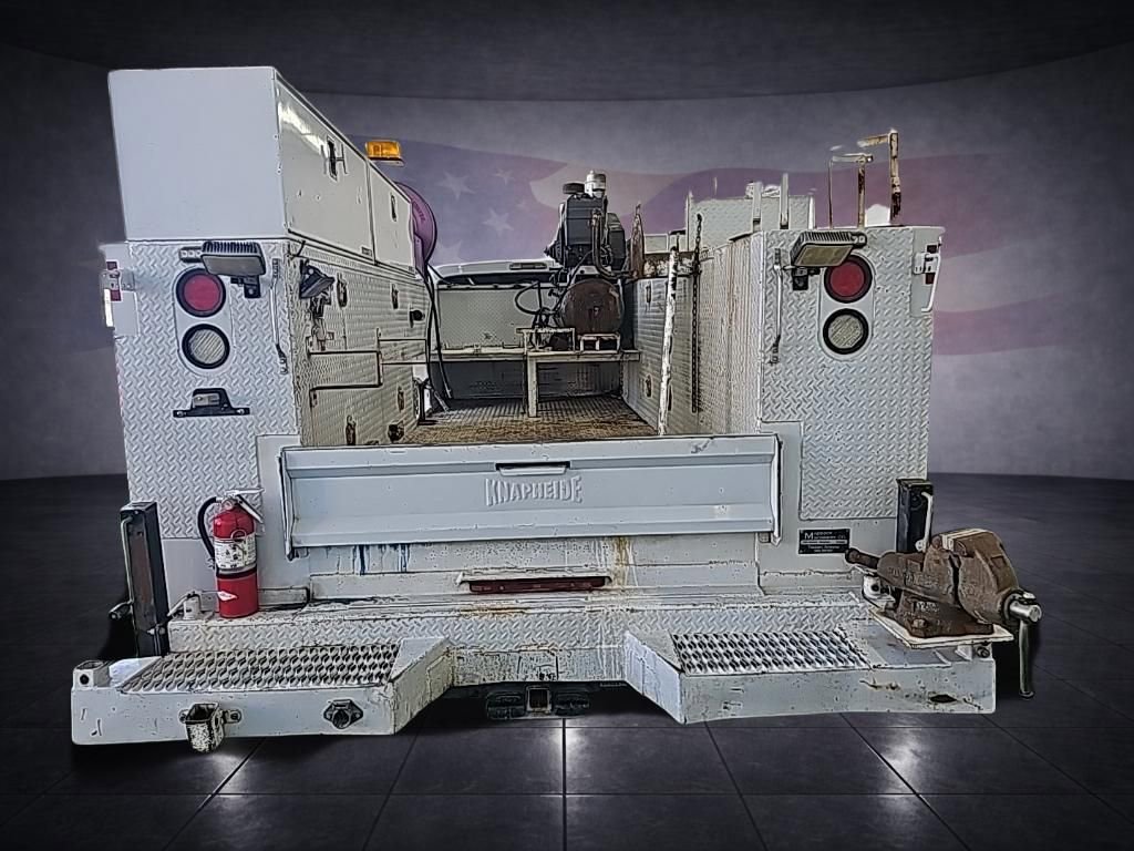 Used 2013 Ford F550 2WD Regular Cab Super Duty w/ Payload Upgrade Pkg image 4