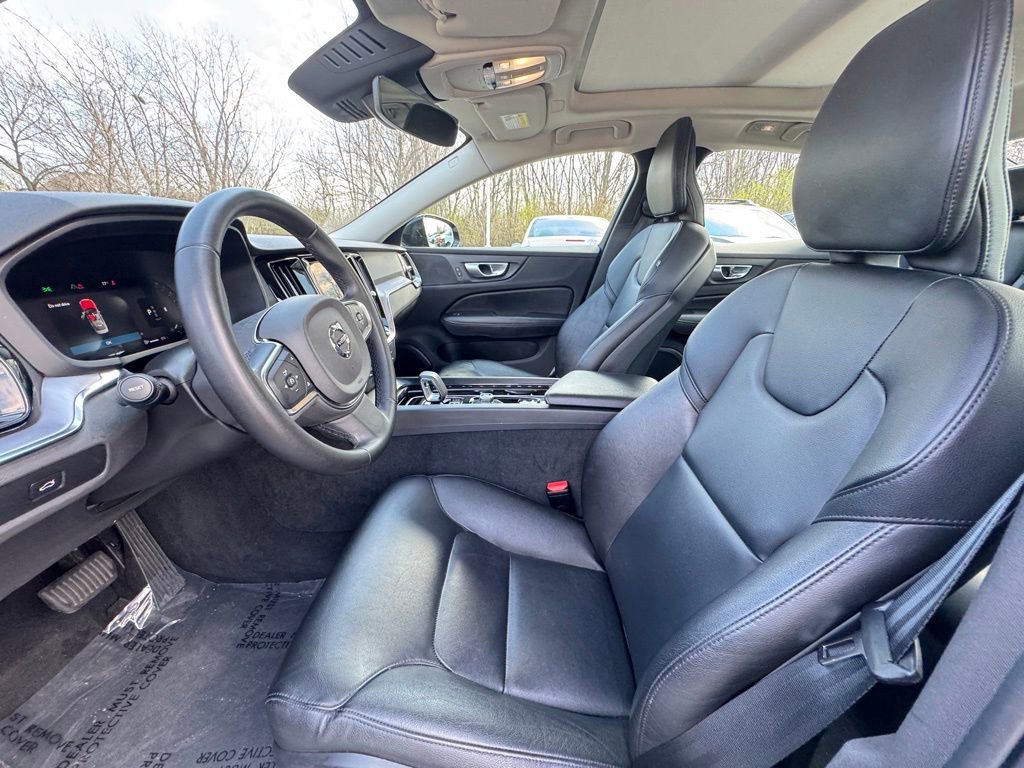 Used 2024 Volvo S60 B5 Core image 19