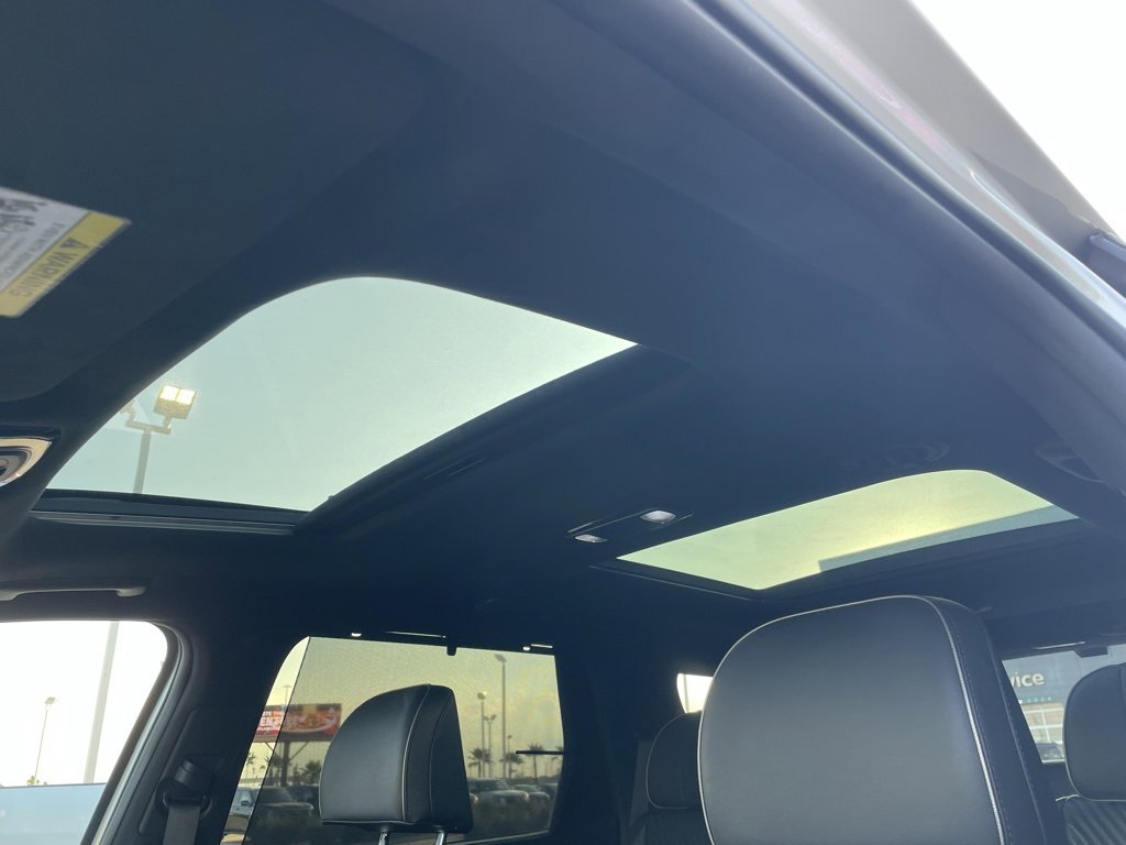 Used 2024 Hyundai Palisade Calligraphy image 16