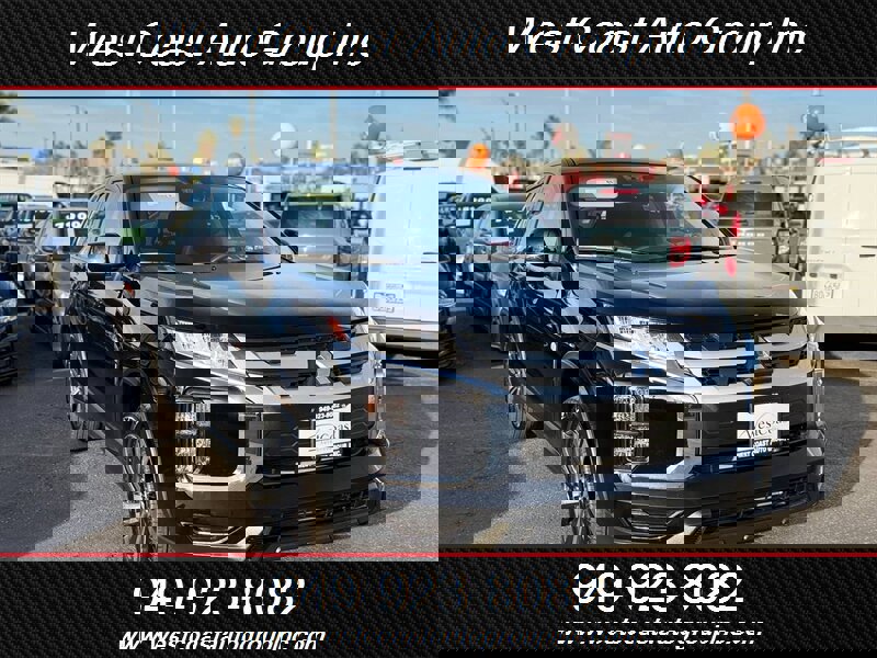 Used 2025 Mitsubishi Outlander Sport ES image 2