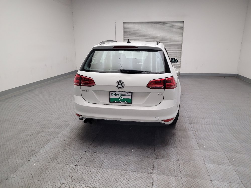 Used 2017 Volkswagen Golf S FWD image 7