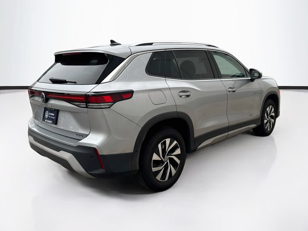 Certified 2025 Volkswagen Tiguan S AWD/4WD image 5
