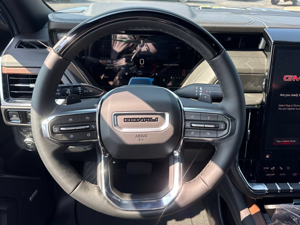 New 2026 GMC Yukon Denali w/ Denali Reserve Package AWD/4WD image 23