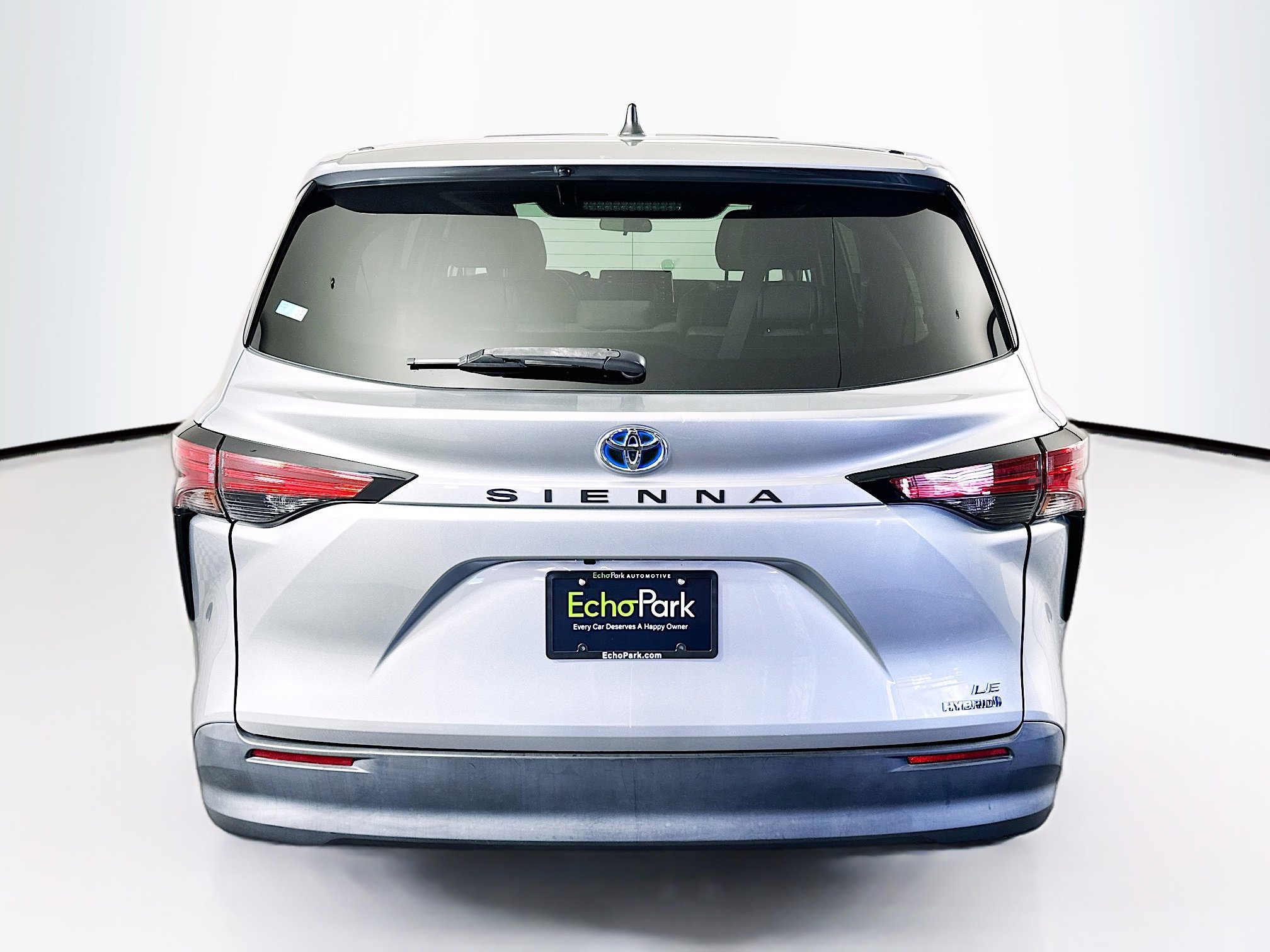 Used 2022 Toyota Sienna LE FWD image 7
