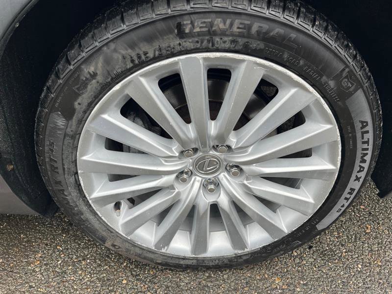 Used 2015 Lexus LS 460 AWD w/ Comfort Package image 7