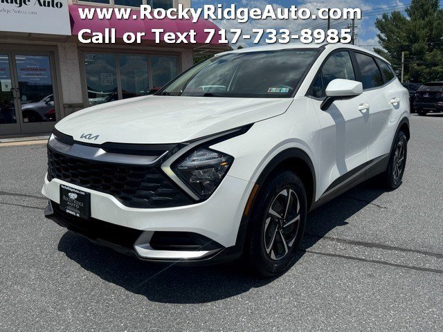Used 2023 Kia Sportage LX AWD/4WD image 3