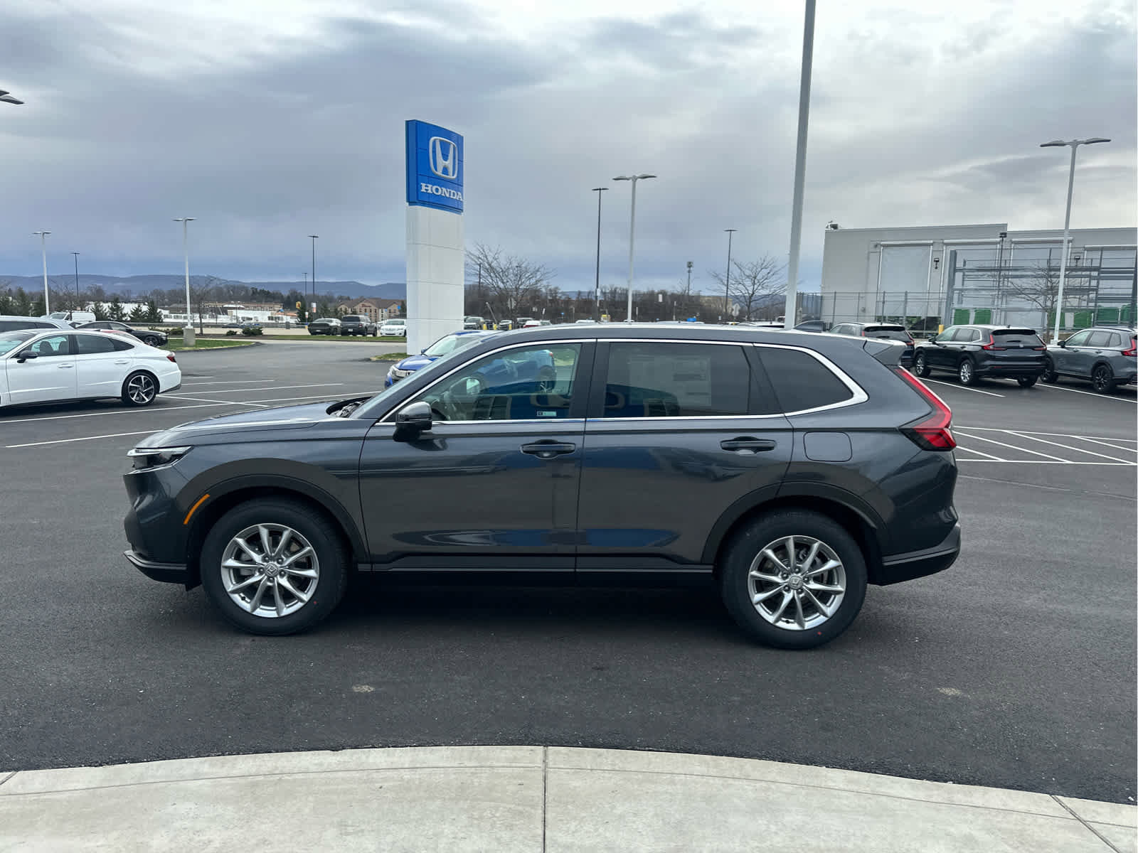 New 2026 Honda CR-V EX image 5