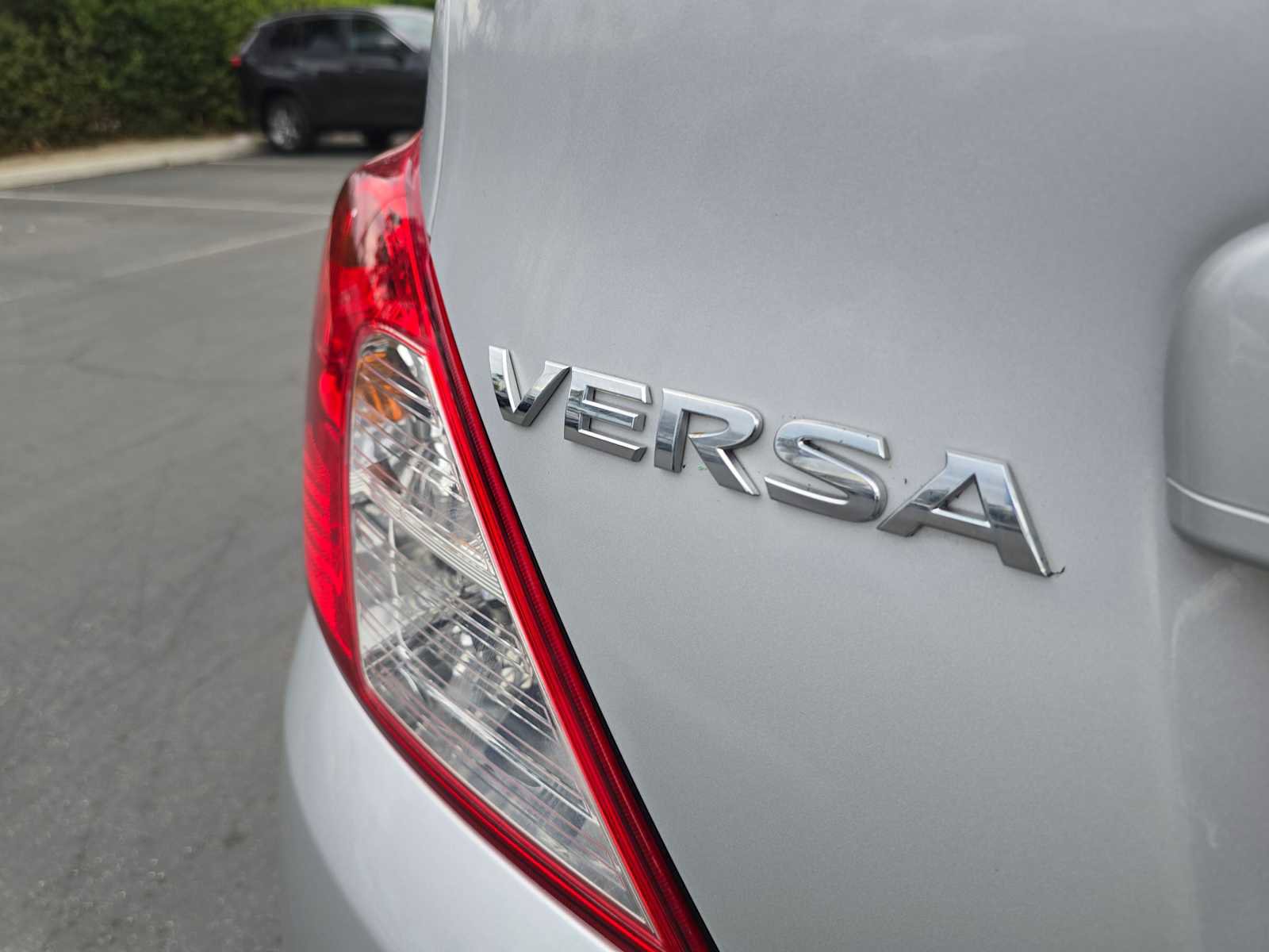 Used 2019 Nissan Versa S Plus image 13