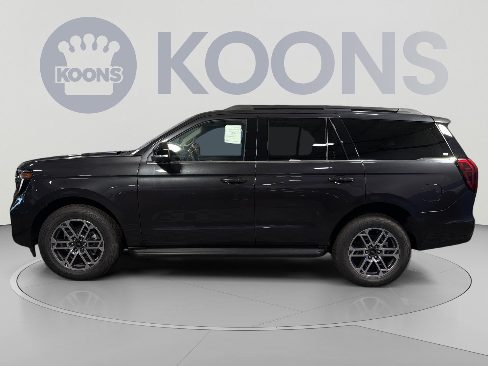 New 2026 Ford Expedition Active AWD/4WD image 2