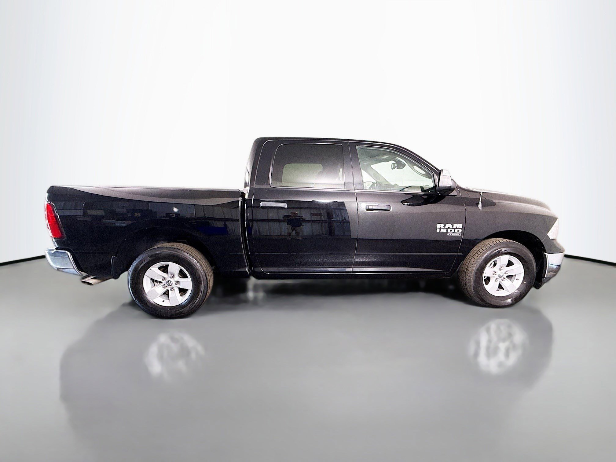 Used 2023 RAM 1500 Classic SLT w/ Trailer & Traction Group image 11