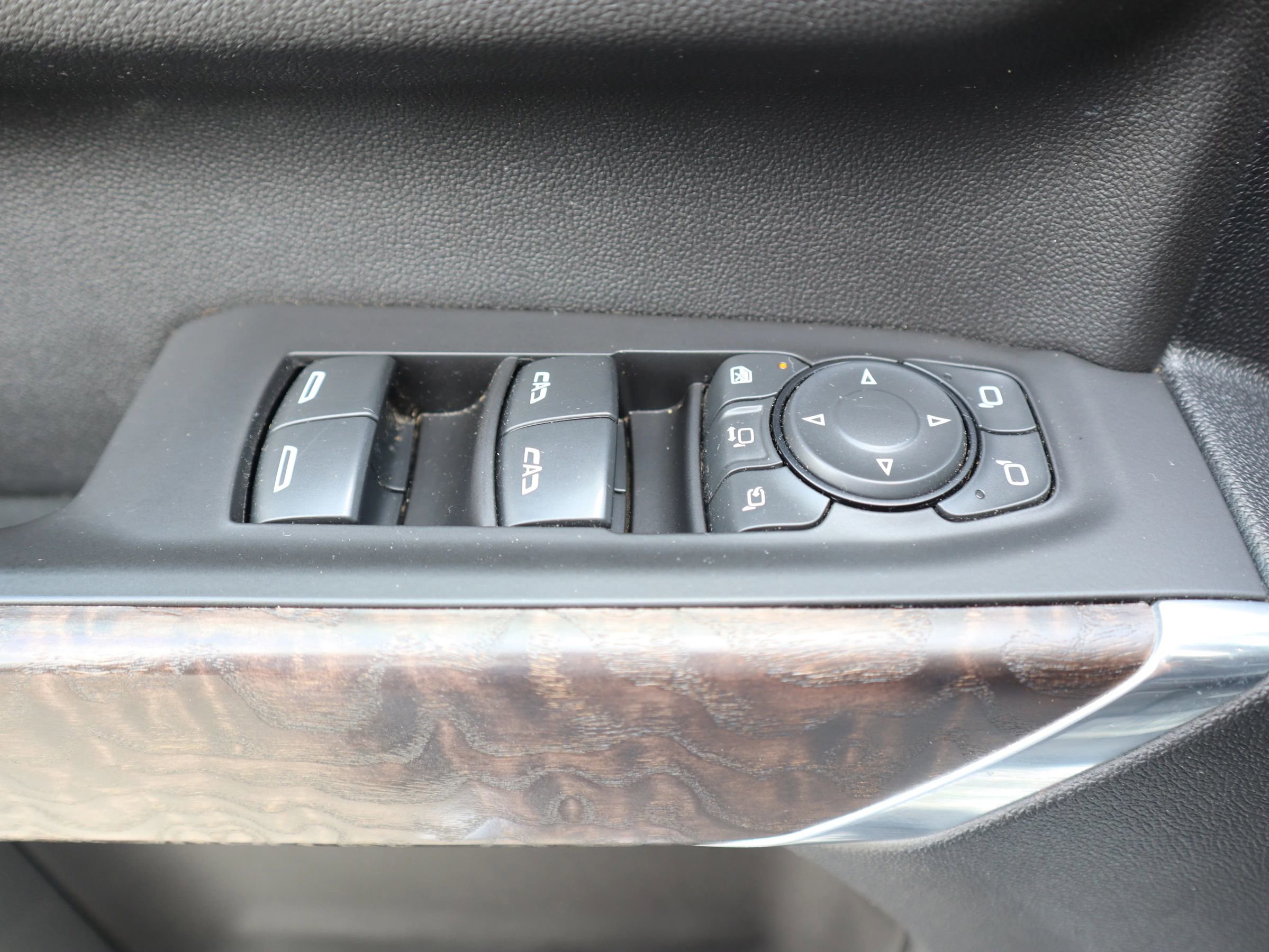 Used 2021 GMC Sierra 2500 Denali w/ Denali Ultimate Package image 25