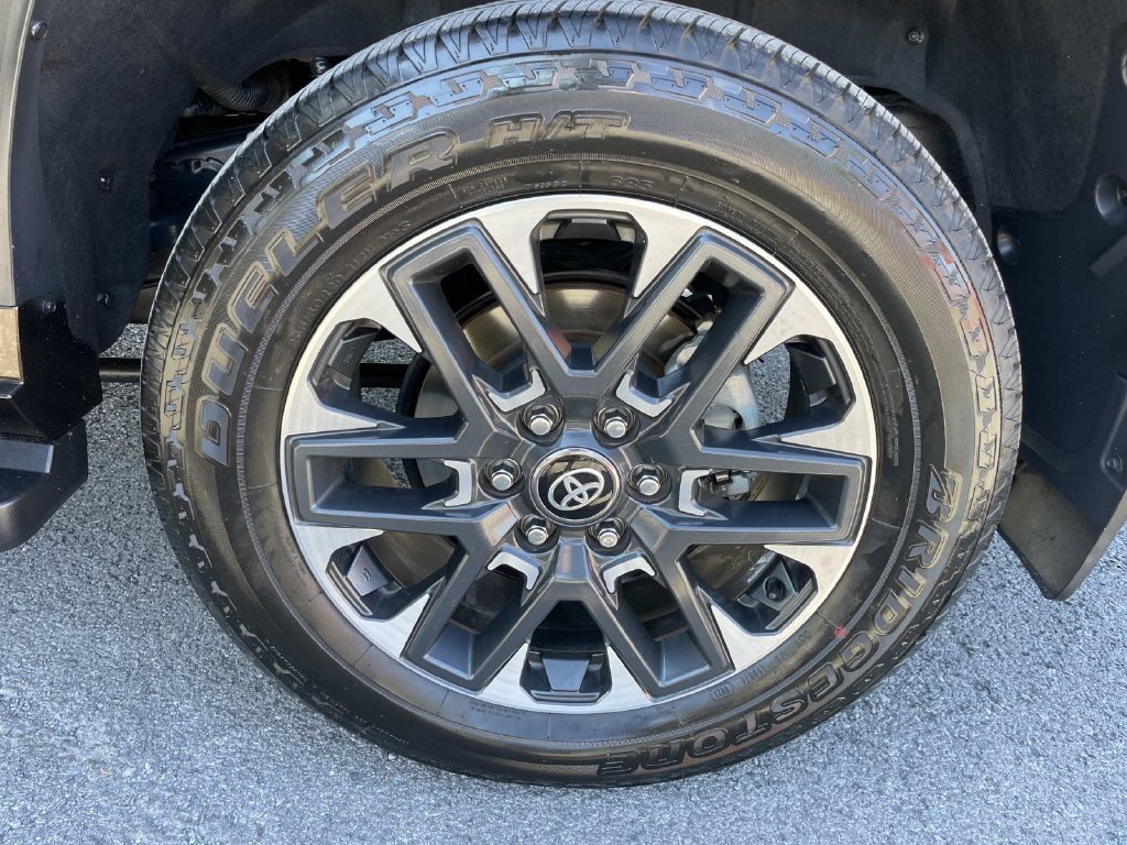 Used 2024 Toyota Sequoia Limited w/ Tow Technology Package AWD/4WD image 16