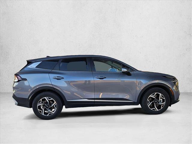 Used 2025 Kia Sportage LX video 4