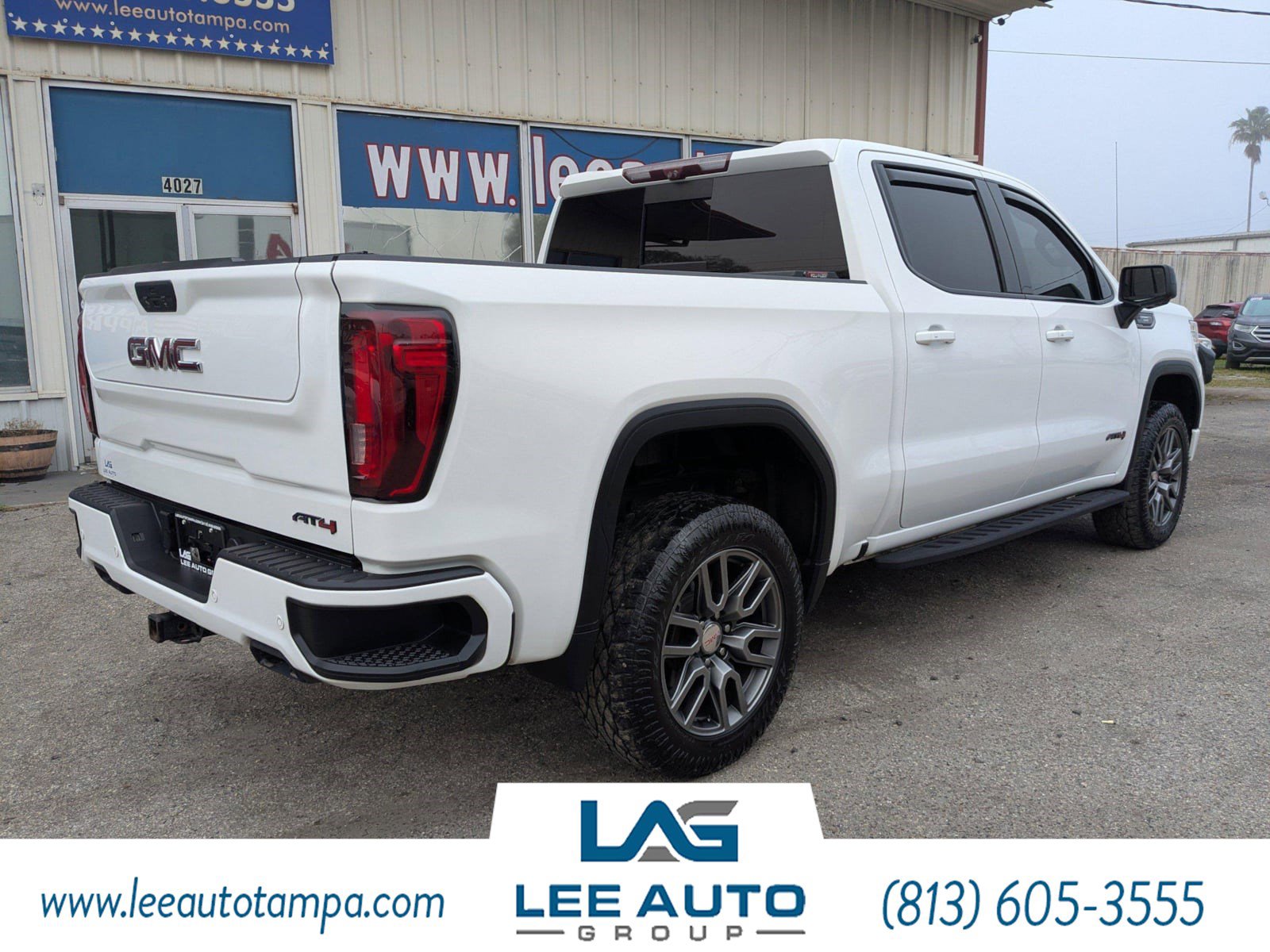 Used 2021 GMC Sierra 1500 AT4 w/ AT4 Premium Package image 3