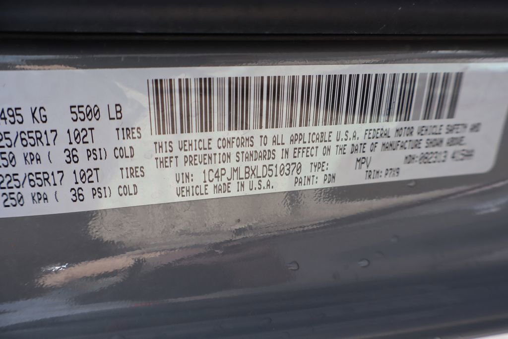 Used 2020 Jeep Cherokee Latitude Plus w/ Cold Weather Group AWD/4WD image 45