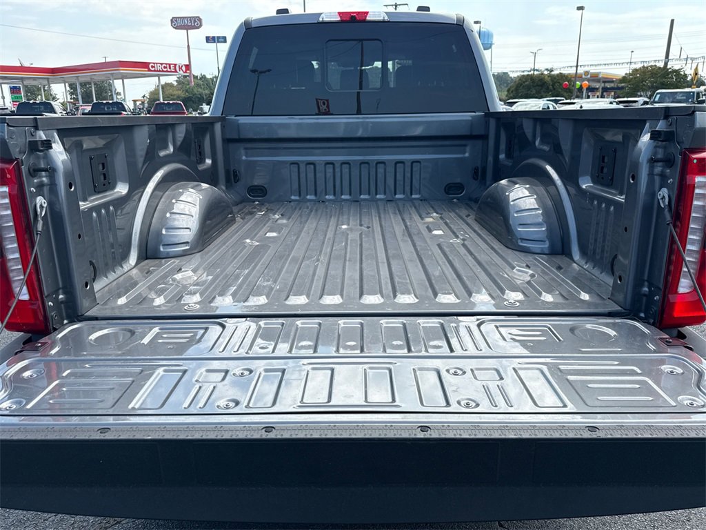 Certified 2024 Ford F250 Lariat w/ Chrome Package image 18