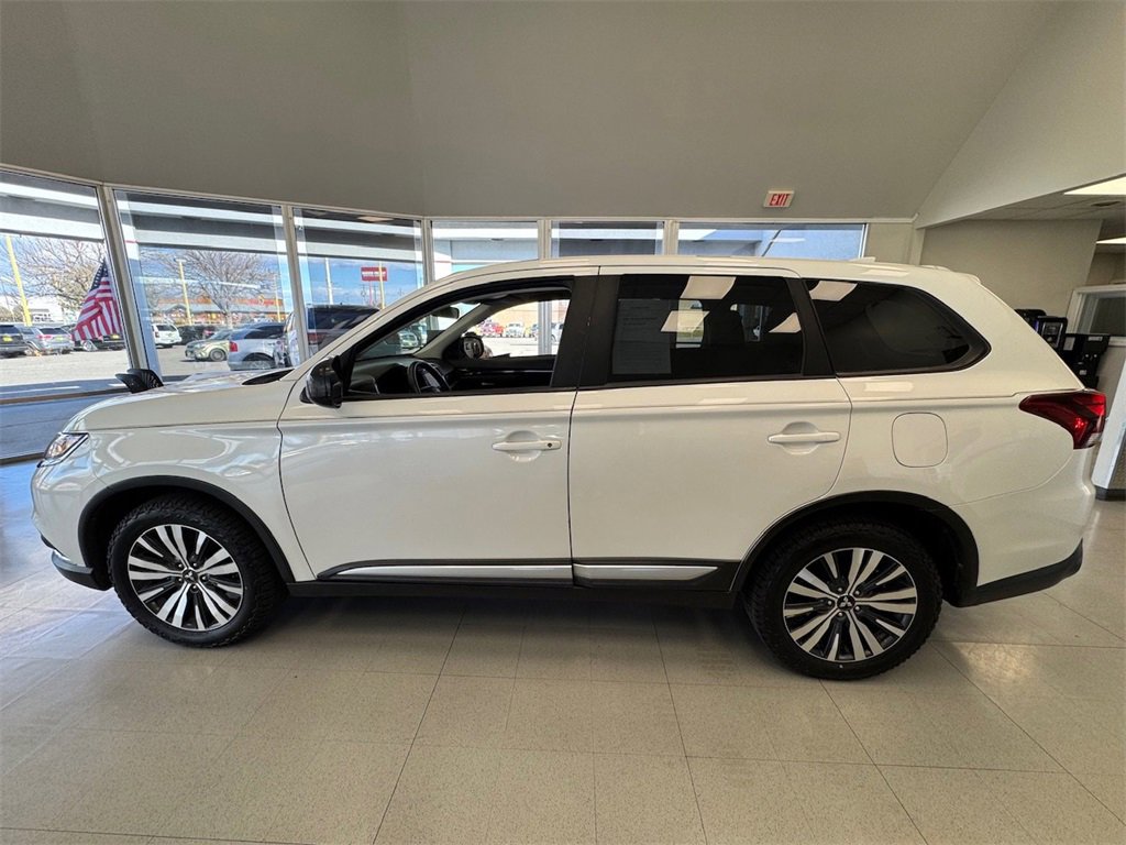 Used 2020 Mitsubishi Outlander ES image 4