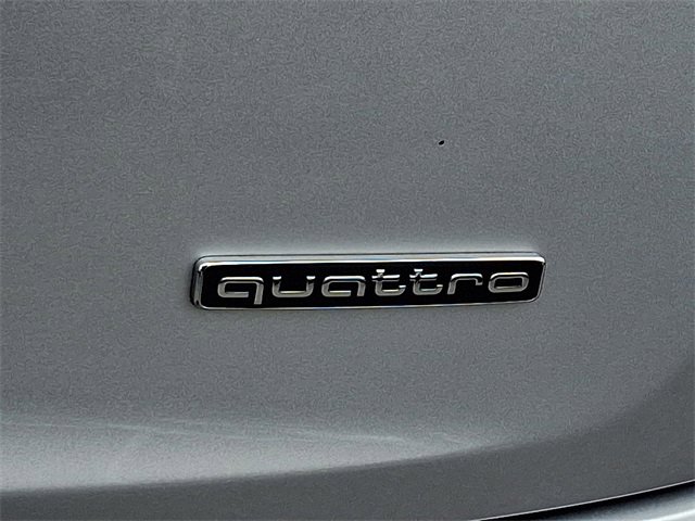 Certified 2025 Audi Q5 2.0T Premium w/ Convenience Plus Package image 30