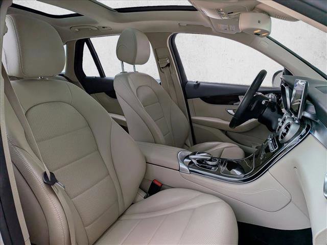 Used 2017 Mercedes-Benz GLC 300 image 18