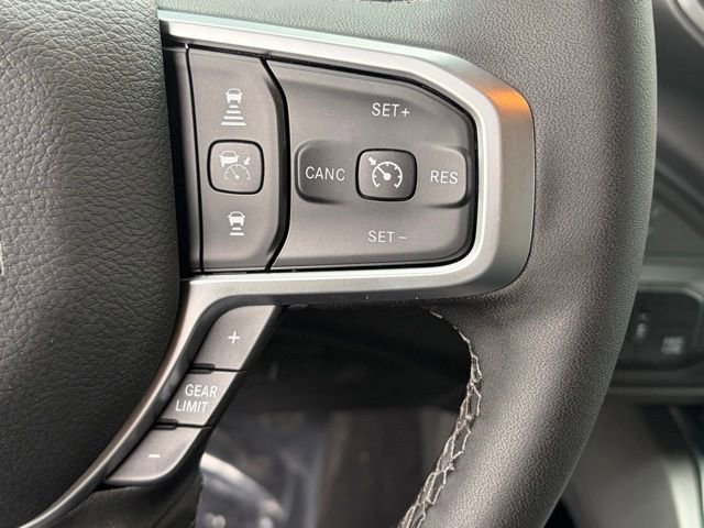 New 2026 RAM 2500 Big Horn AWD/4WD image 18