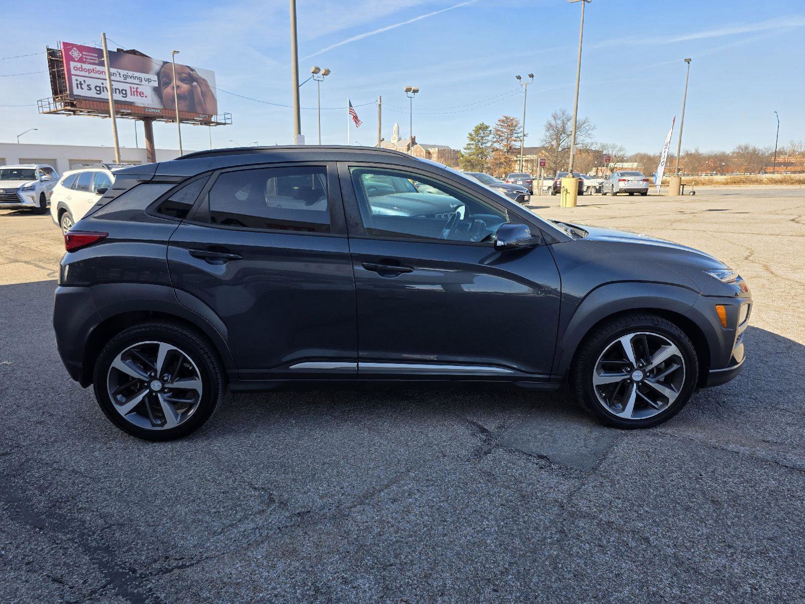 Used 2018 Hyundai Kona Limited image 4