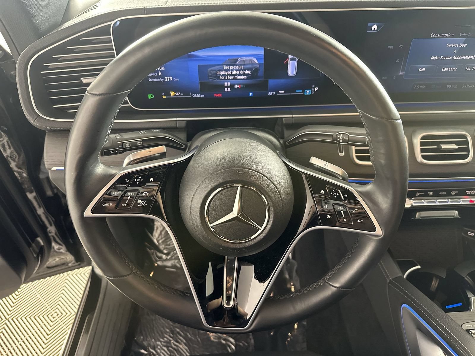 Used 2024 Mercedes-Benz GLS 450 4MATIC image 14