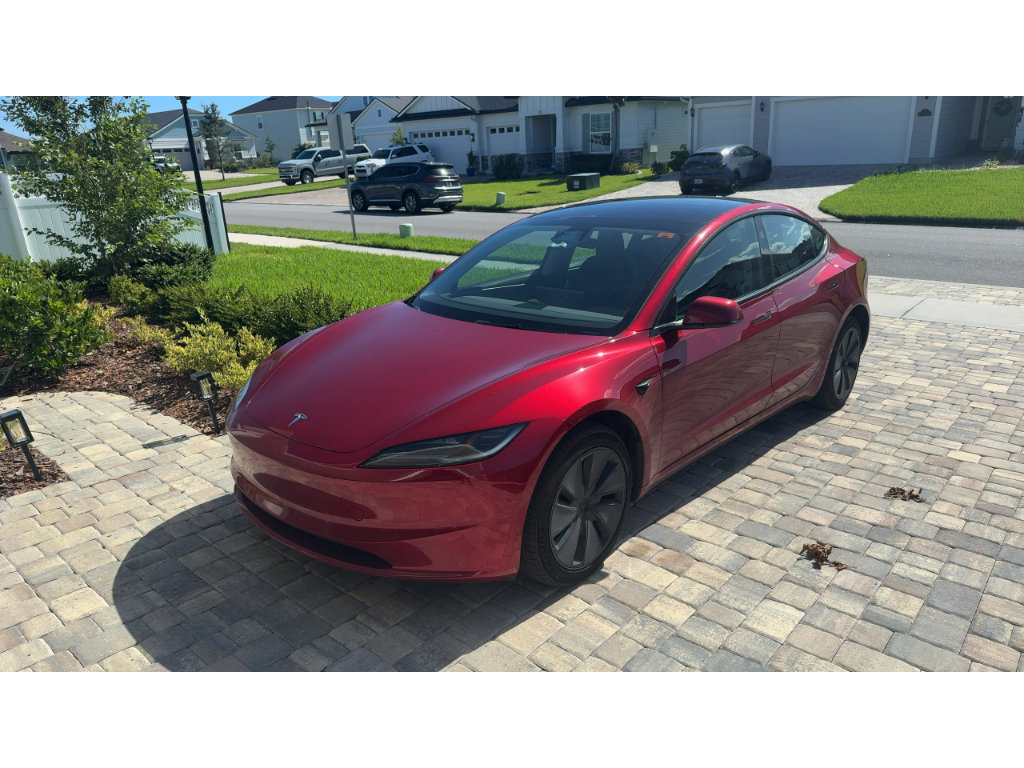 Used 2025 Tesla Model 3 Long Range RWD image 1