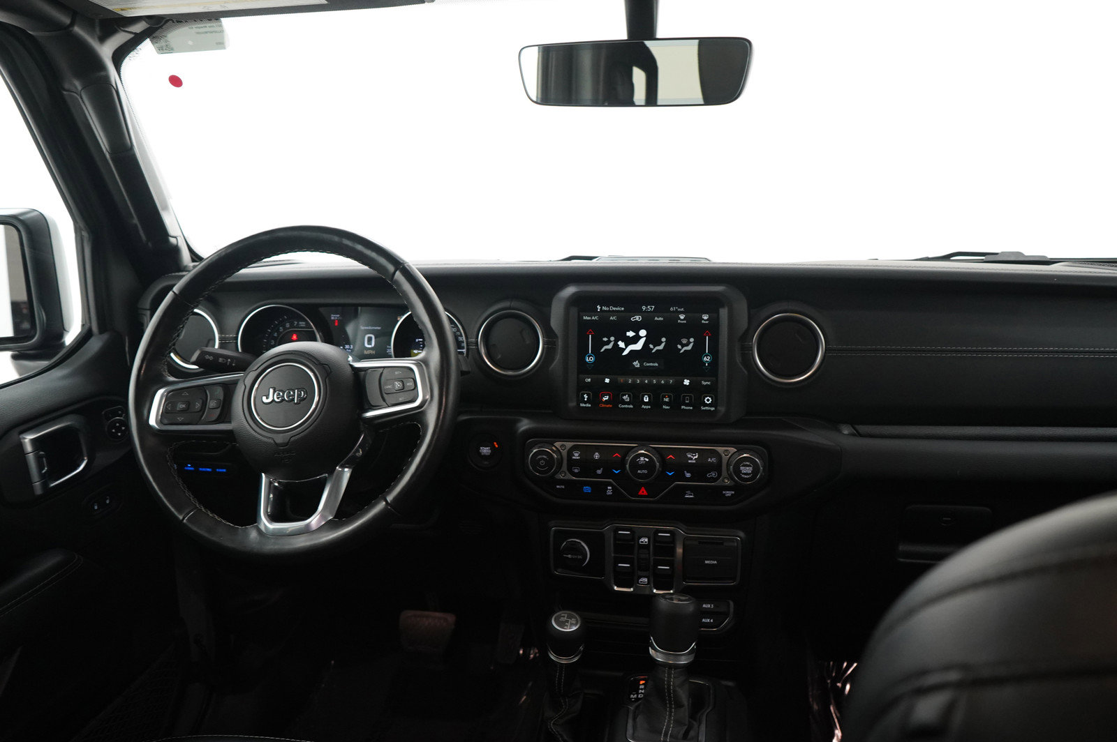 Used 2023 Jeep Wrangler Unlimited Sahara w/ Cold Weather Group image 12