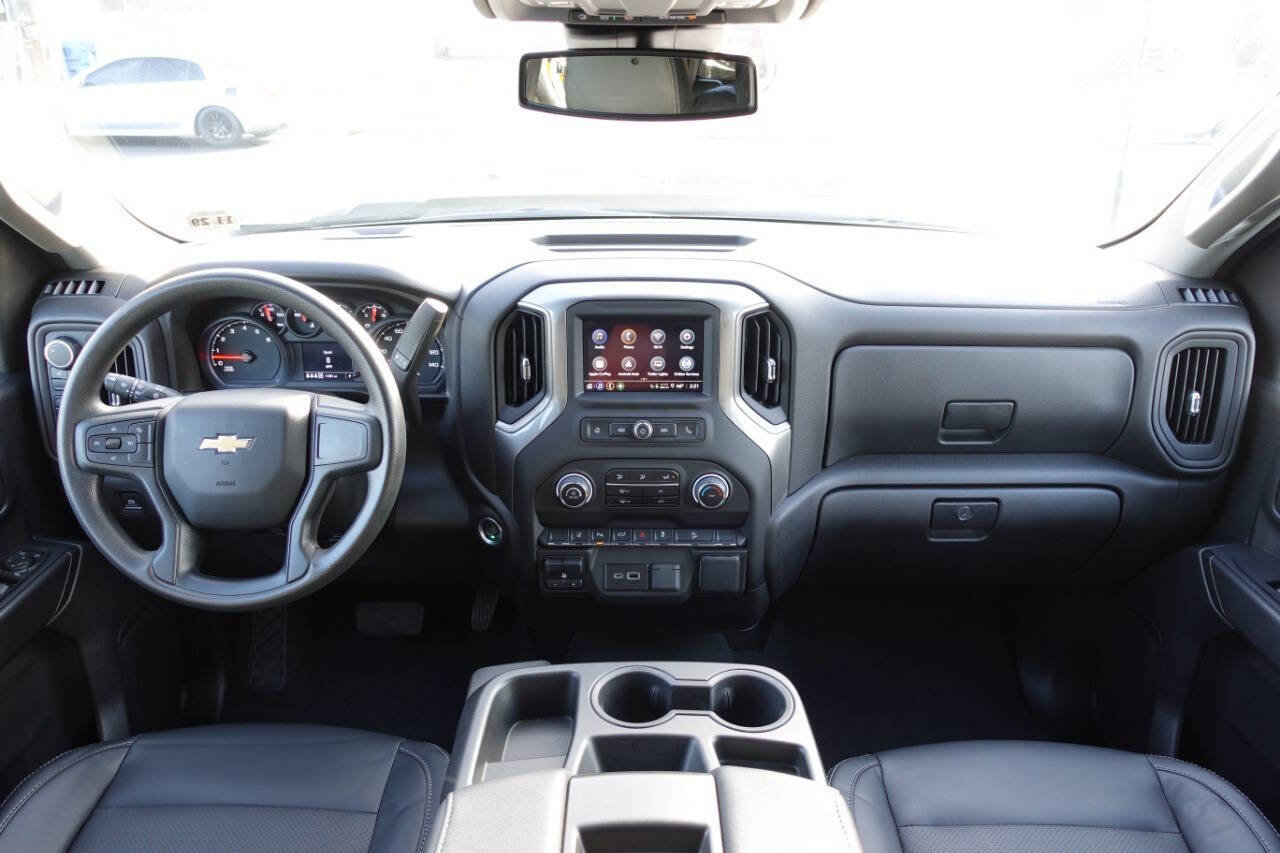 Used 2025 Chevrolet Silverado 2500 Custom w/ Custom Value Package image 38