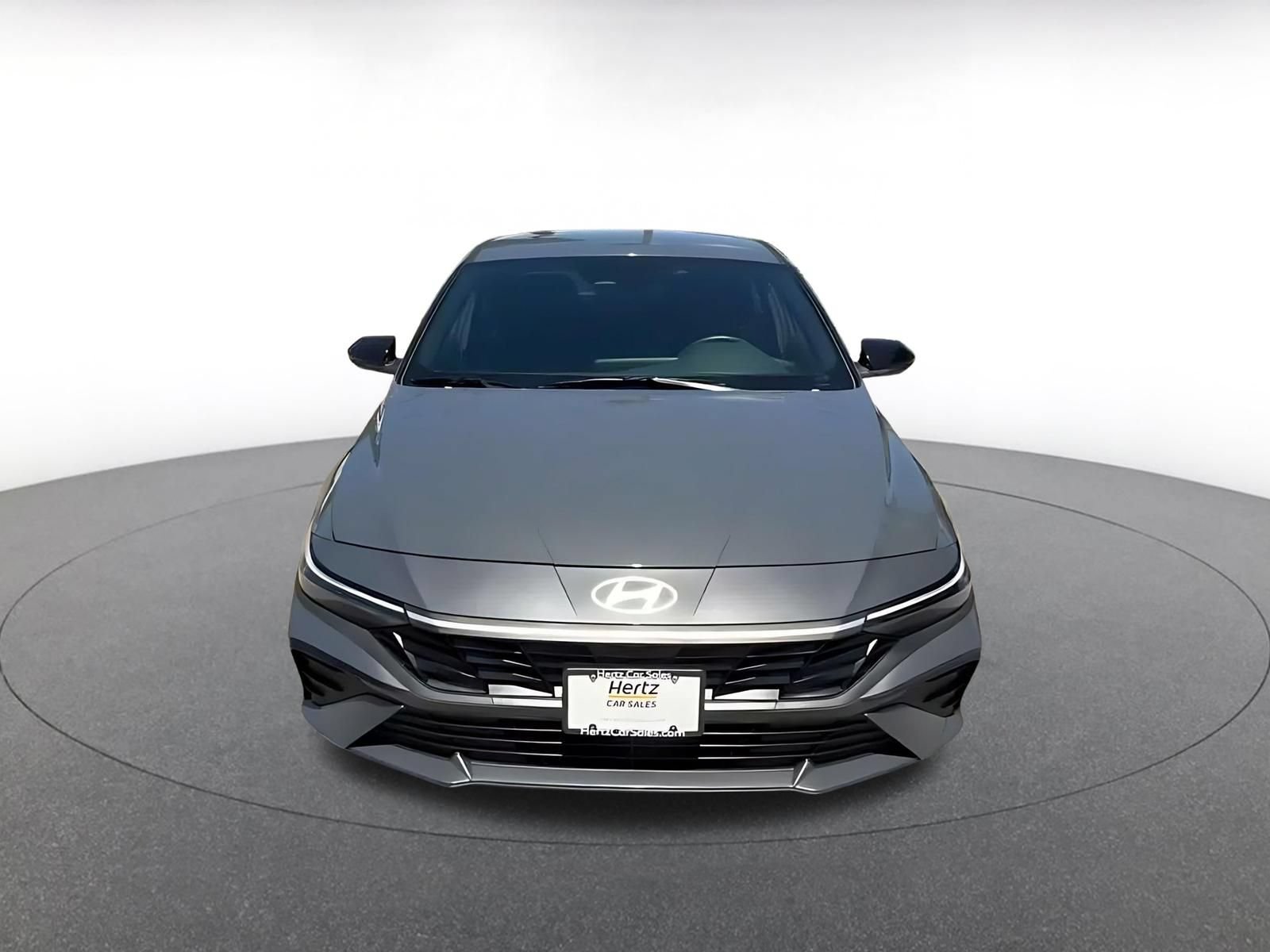 Used 2026 Hyundai Elantra Sport FWD image 4