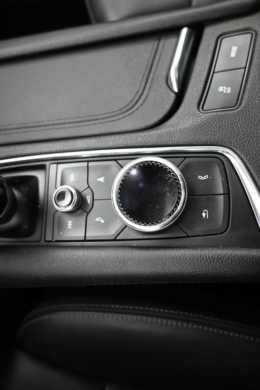 Used 2020 Cadillac XT6 Sport AWD/4WD image 11