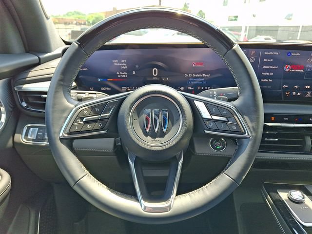 Certified 2025 Buick Enclave Avenir w/ Super Cruise Package AWD/4WD image 24