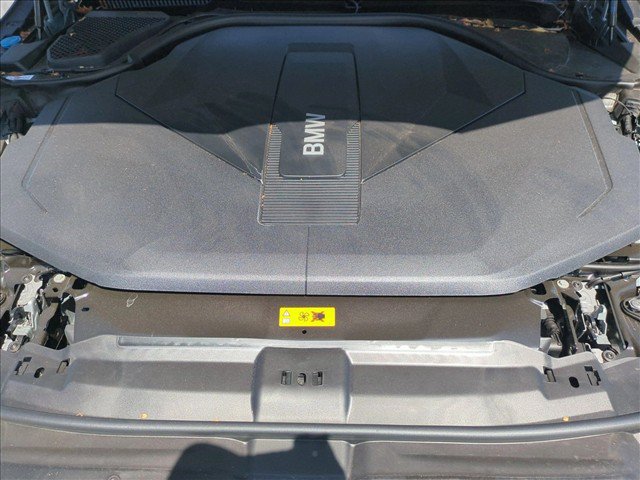 Certified 2026 BMW i5 eDrive40 w/ M Sport Package RWD image 24